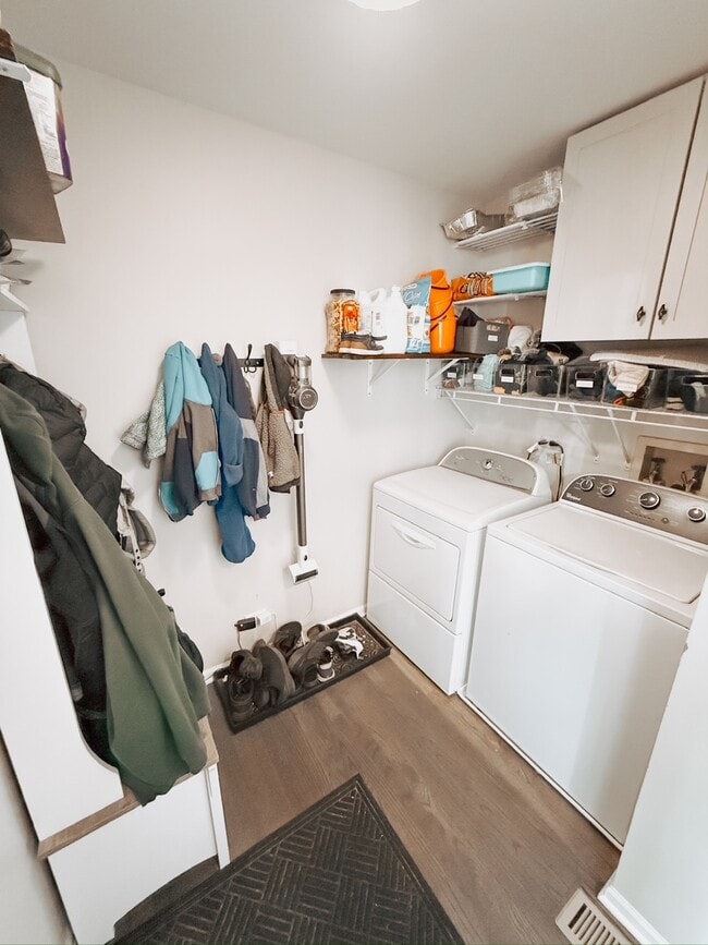 Building Photo - 1580 Birmingham Ln