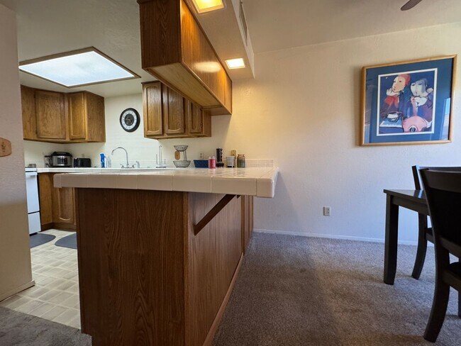 Building Photo - 2BR 2 BA Furnished  Condo across from Colorado Rivergated entry