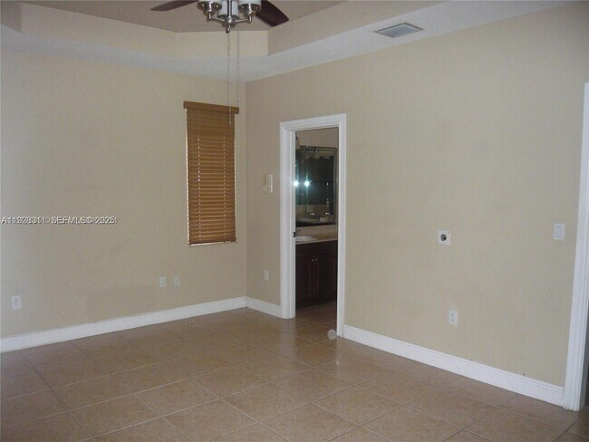 Building Photo - 14331 SW 9th St