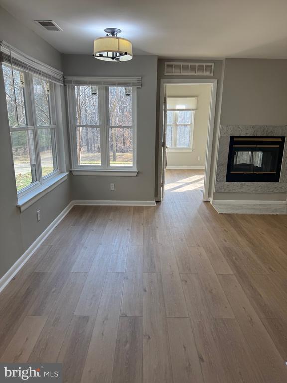 Building Photo - 13409 Shady Knoll Dr