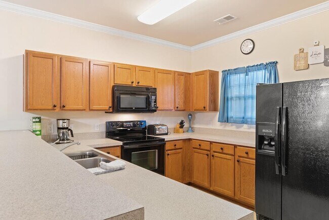Building Photo - 6253 Catalina Dr