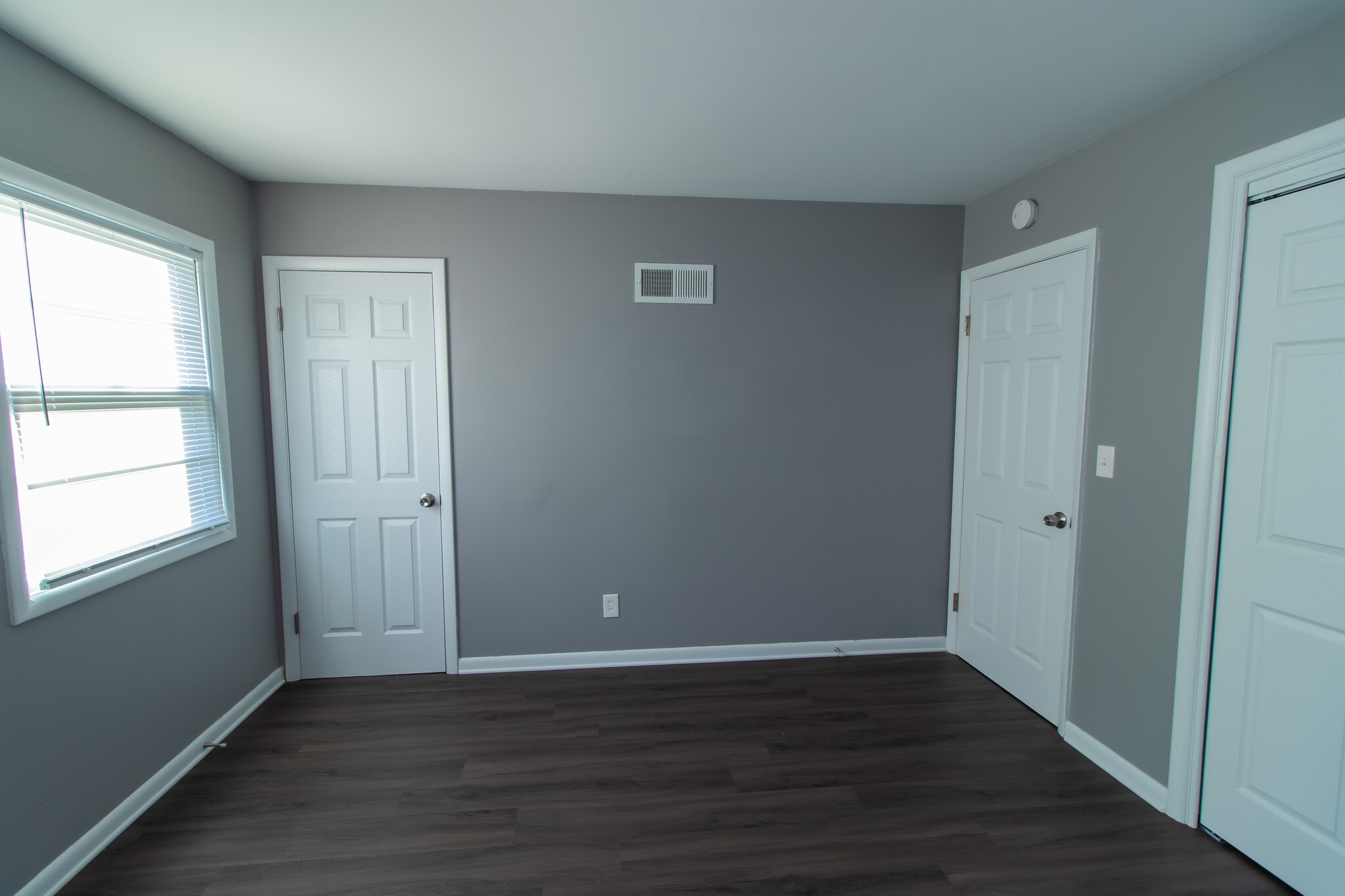 Front Bedroom - 2813 E G Ave