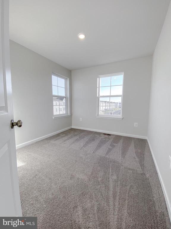 Building Photo - 141 Canning Rd