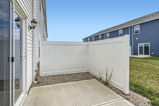 Building Photo - 1495 Jarry Ave