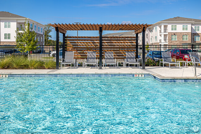 Resort-Style Pool