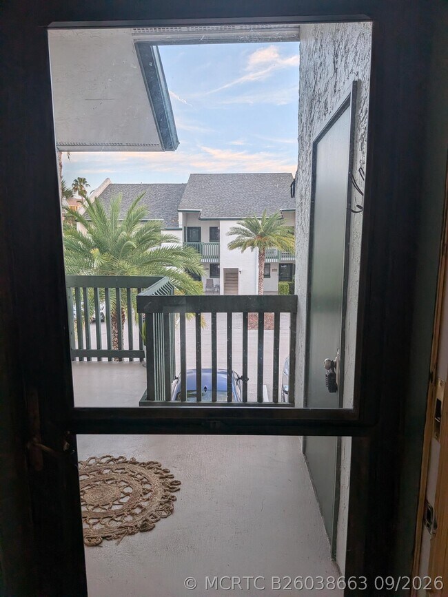 Building Photo - 2400 S Ocean Dr