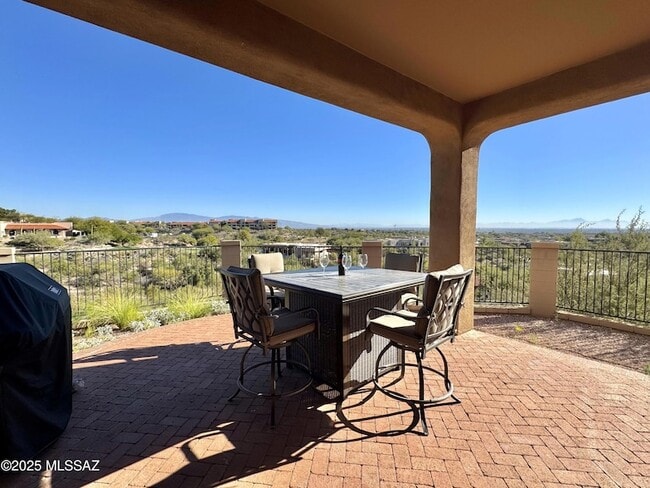 Building Photo - 5926 N Campo Abierto