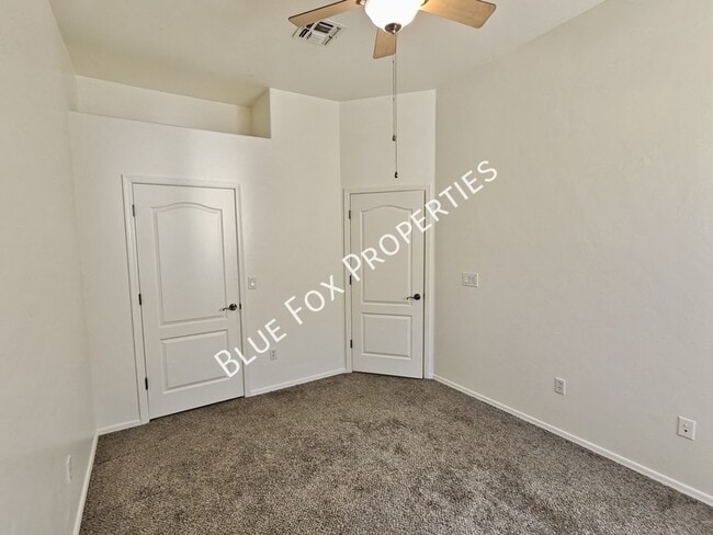 Building Photo - 7063 W Autumn Dew Ct