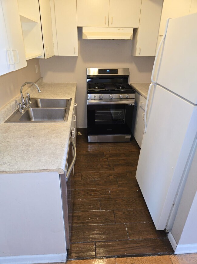 Building Photo - 2 E Dundee Quarter Dr