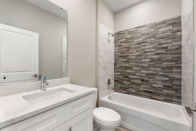 Building Photo - Deposit-Free! Modern, energy efficient hom...