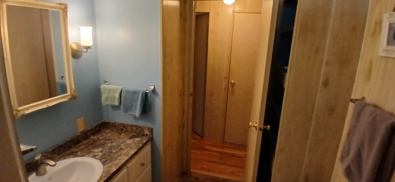 Building Photo - 910 Periwinkle Cir