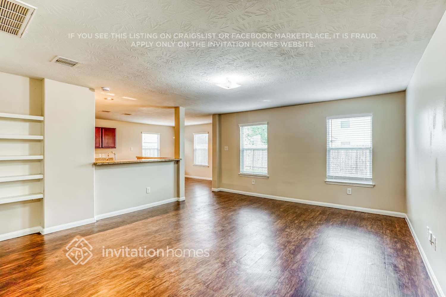 Building Photo - 12631 Mountain Daisy Rd