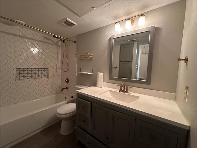 Building Photo - 2250 Bering Dr