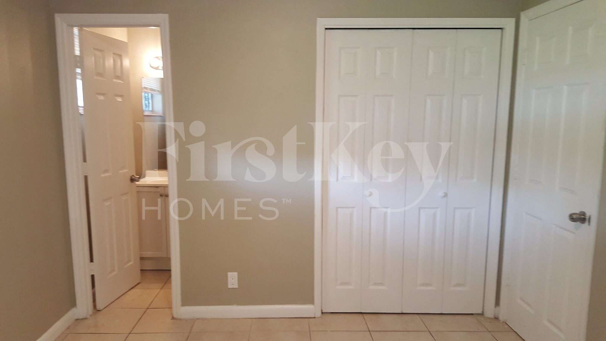 Building Photo - 5970 NW 42nd Terrace