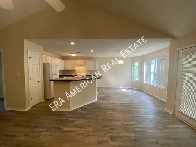 Building Photo - 6909 Leisure St