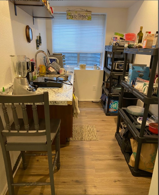 Private Kitchenette - 7162 W Belmont Dr
