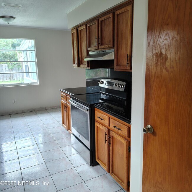 Building Photo - 5427 Hickson Rd