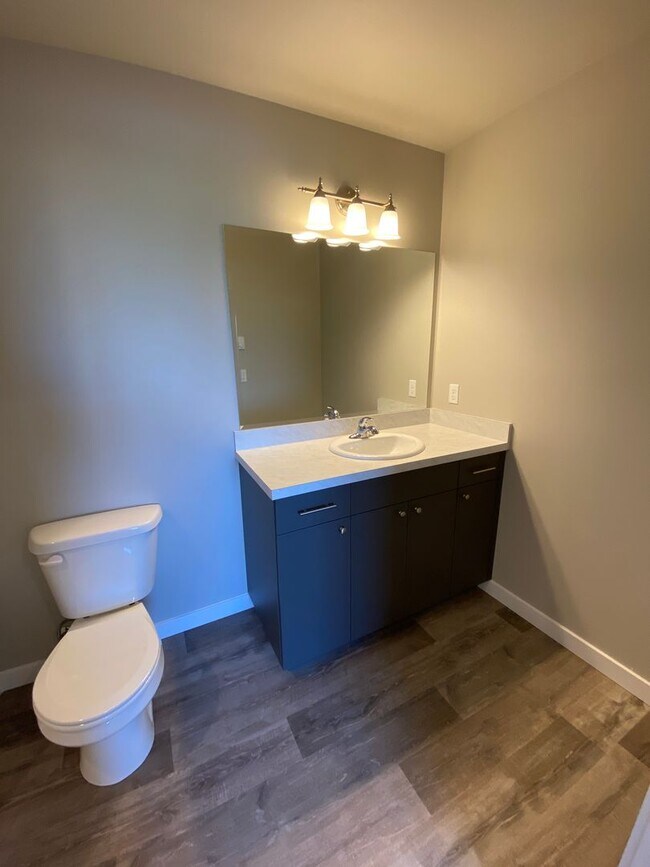 Building Photo - NO1418