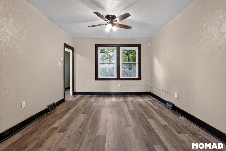 Building Photo - 523 Ridge Ave