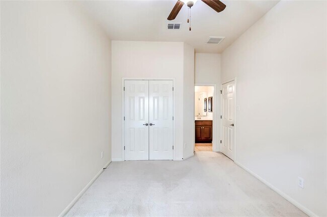 Building Photo - 116 Azimuth Dr