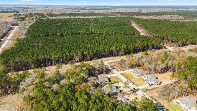 Building Photo - 1433 Rd 66113