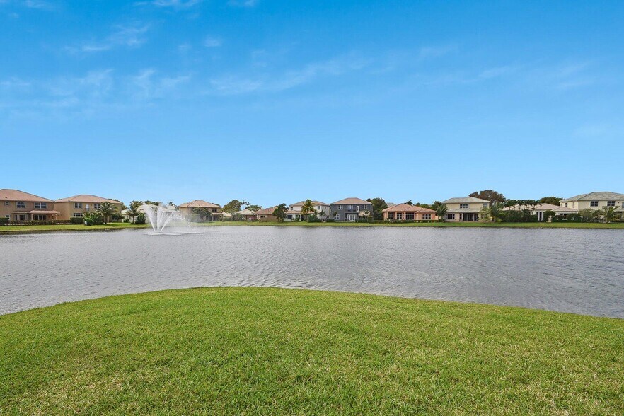 Building Photo - 6224 Reynolds St