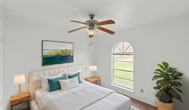 Building Photo - 130 Astoria Dr