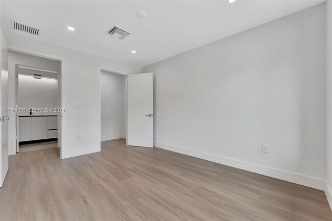 Building Photo - 1563 NW 94th Way