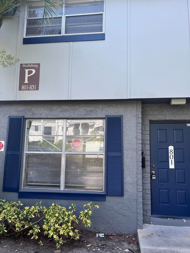 Building Photo - 801 NW 46th Ave