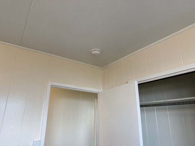 Building Photo - 3670 Hilo Pl