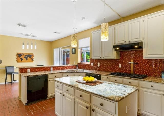 Building Photo - 2116 Houlton Ln