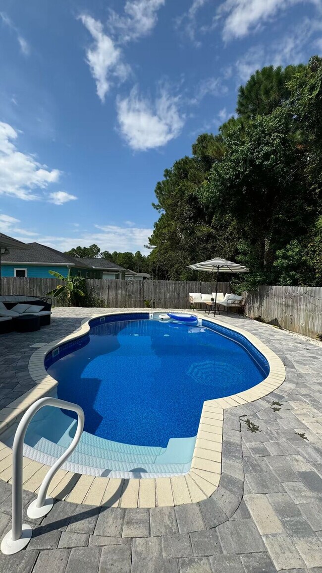 Building Photo - 2064 Constitution Dr