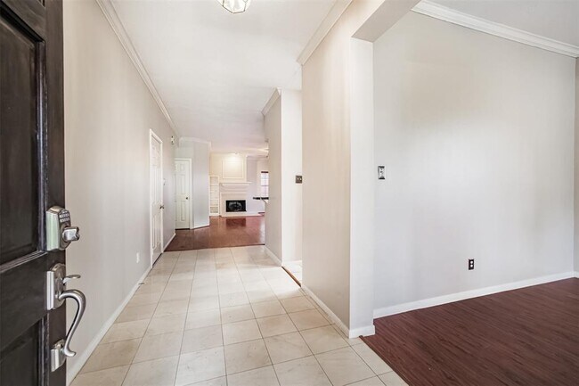 Building Photo - 7343 Hazel Cove Dr