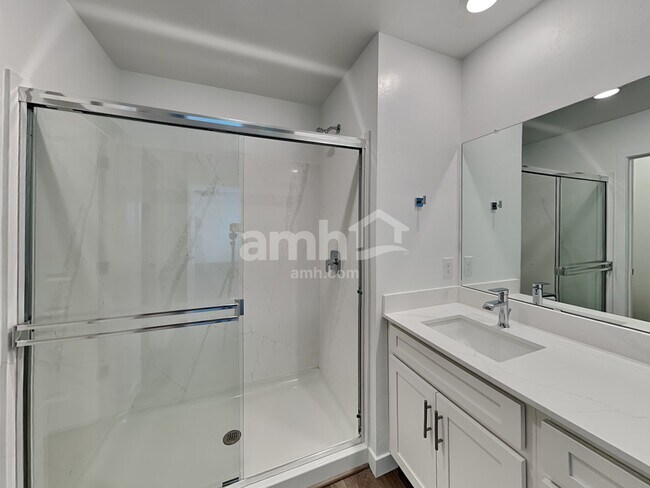 Building Photo - 7429 S Paseo Monte de Oro