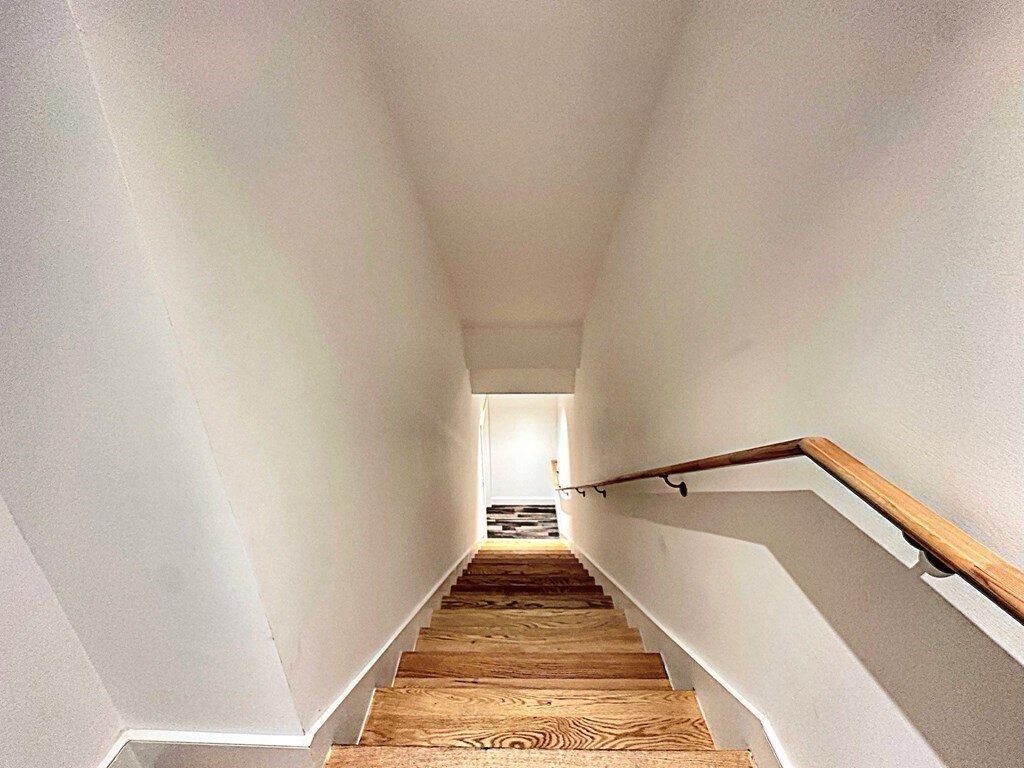 Building Photo - 17 Kearney Sq