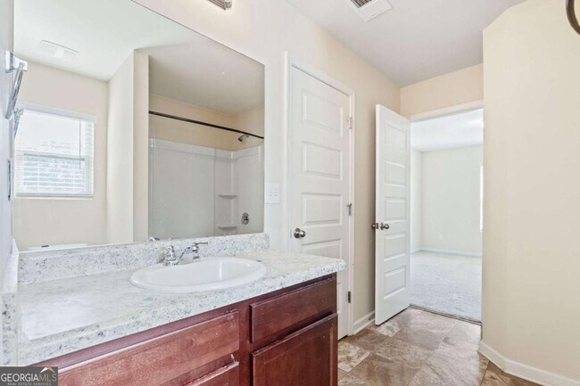 Building Photo - 3266 Cedar Crest Way