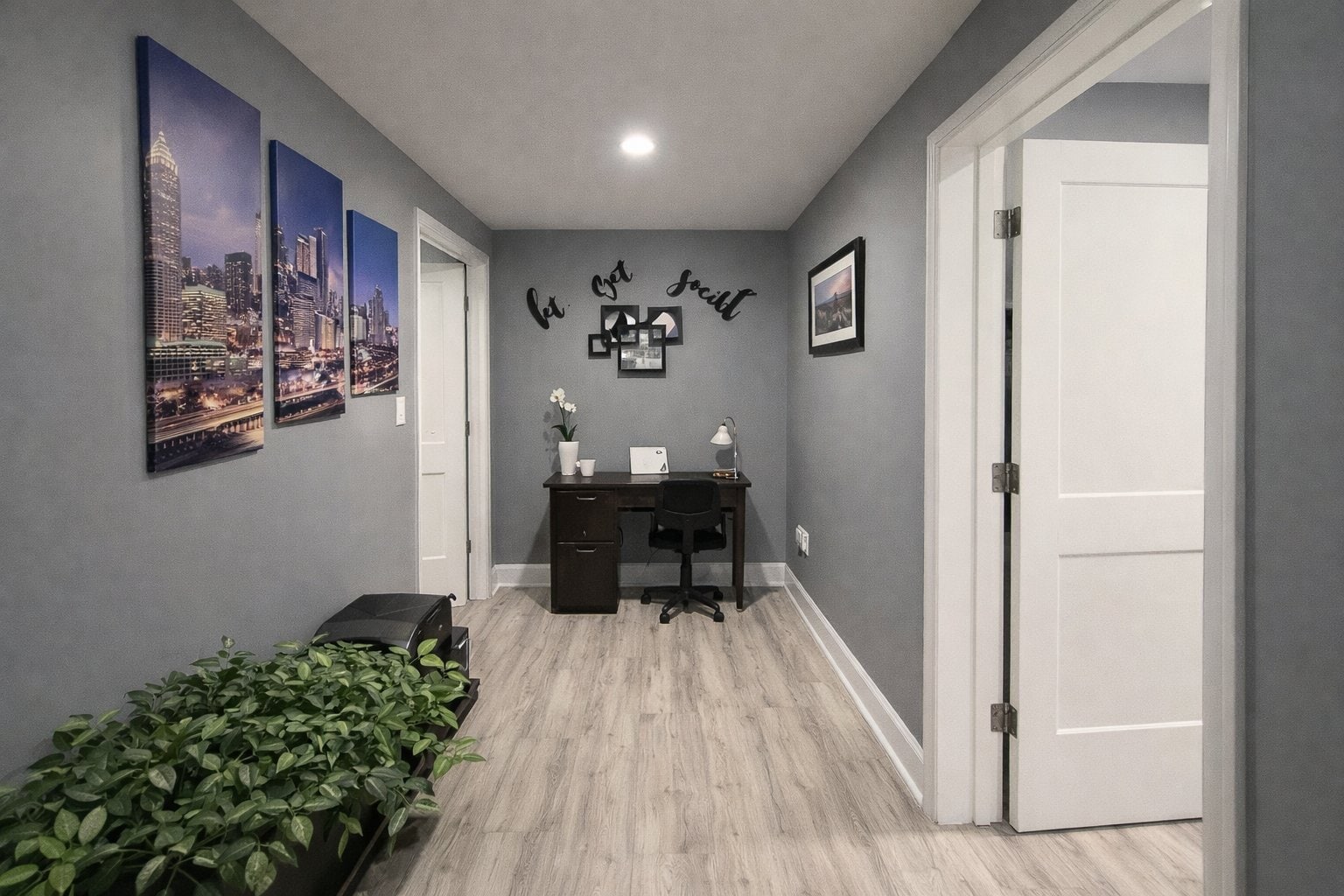 Building Photo - 6445 Greenock Dr