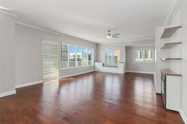 Building Photo - 100 S Eola Dr