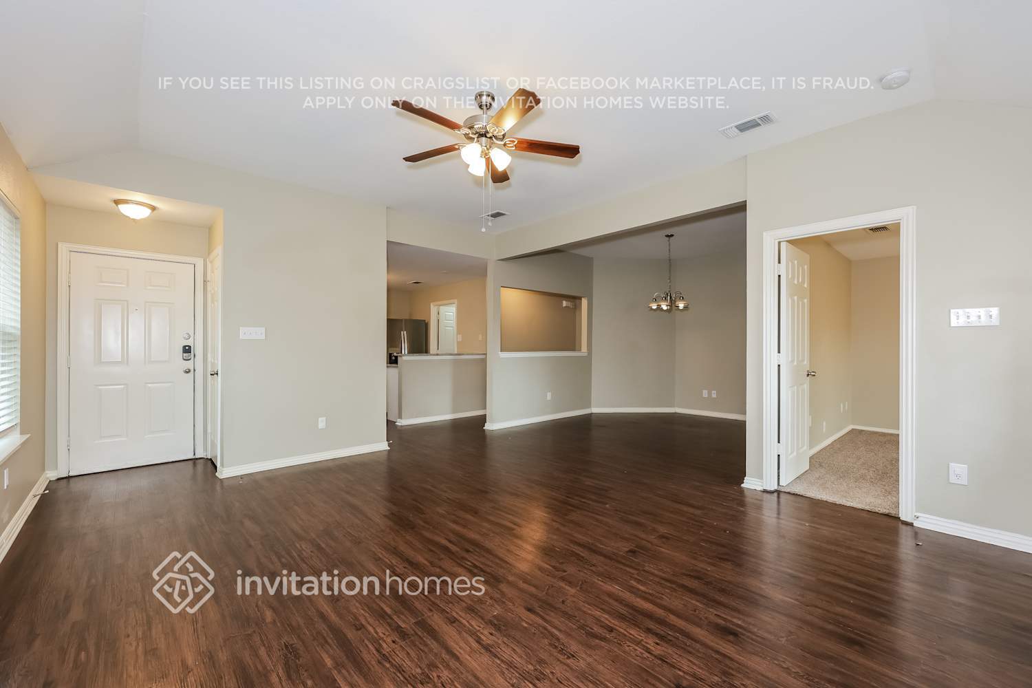 Building Photo - 2309 Brookview Dr