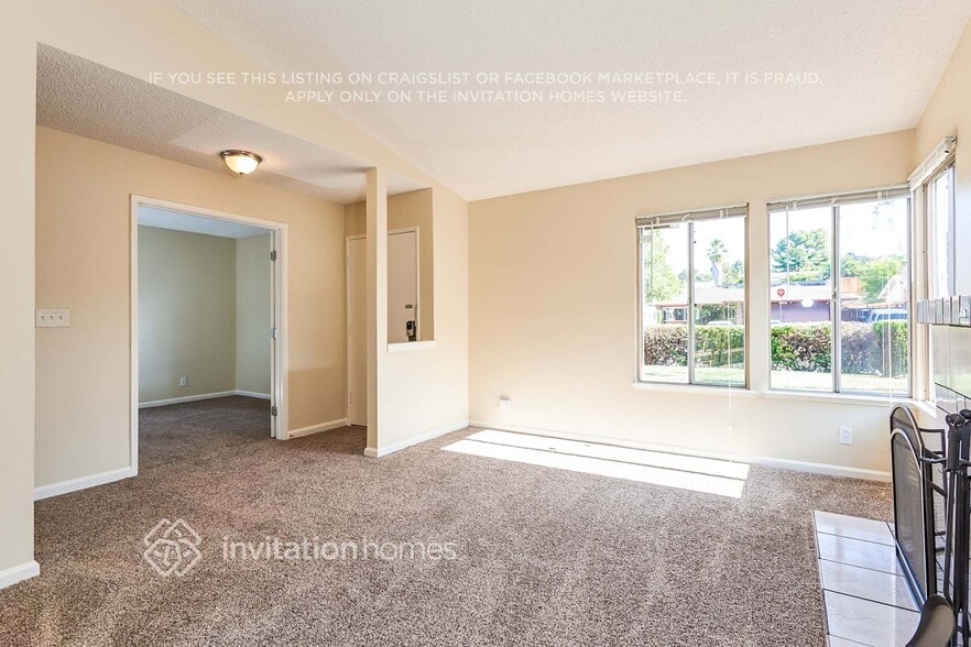 Building Photo - 341 Amber Ave