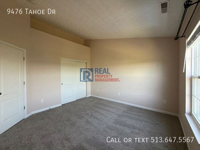 Building Photo - 9476 Tahoe Dr