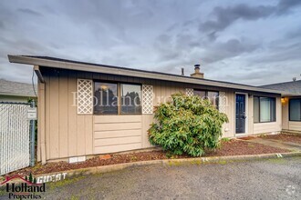 Building Photo - 1722 NE 230th Ct