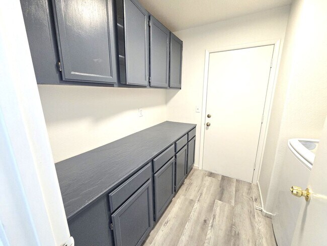 Building Photo - 2 Story 4 Bedroom House Just painted and n...