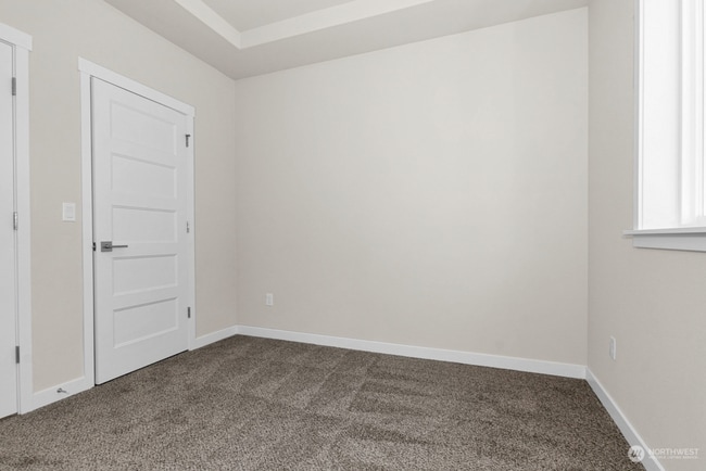 Building Photo - 641 Maggee St SE