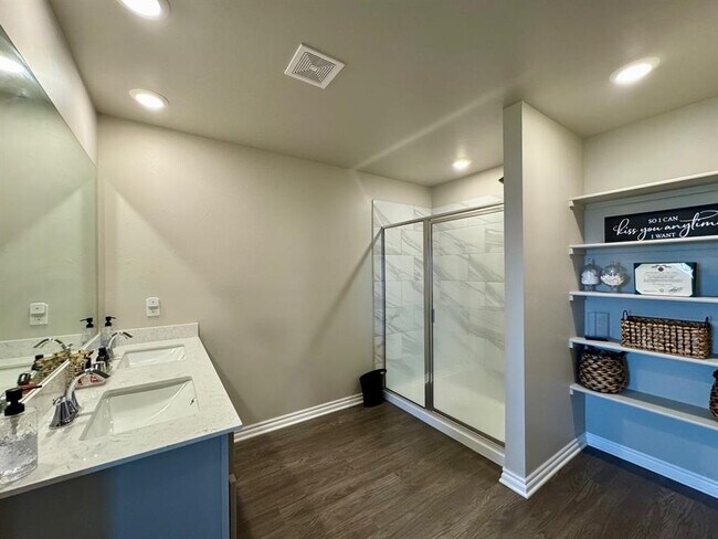 Building Photo - 2800 Stormy St