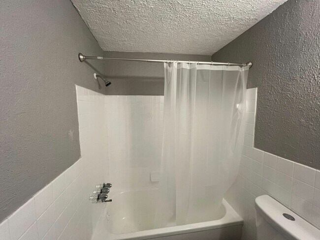 Building Photo - 13430 Euclid Ave