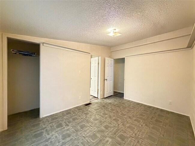 Building Photo - 372 Co Rd 4450