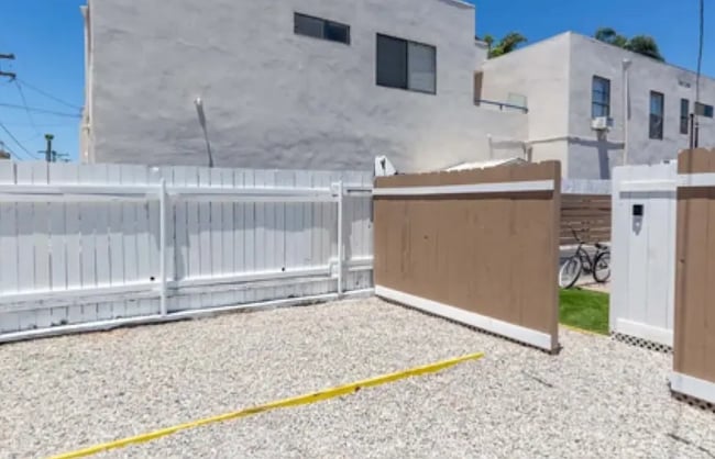 Building Photo - This home shares 1 common wall.