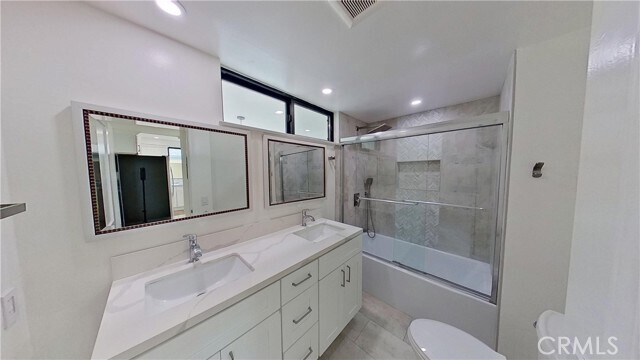 Building Photo - 4112 Seashore Dr