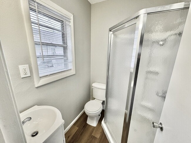 Building Photo - 3338 Coleman Ave